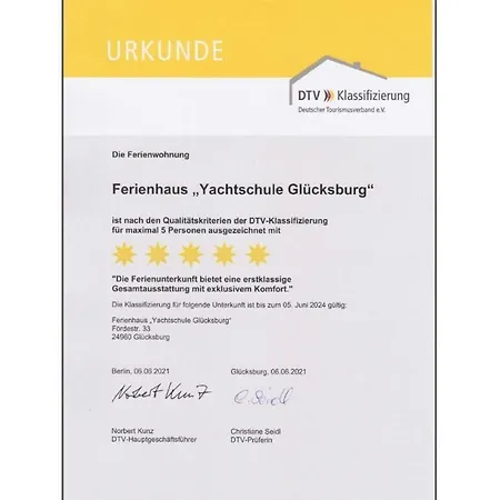 別荘 An Der Yachtschule *